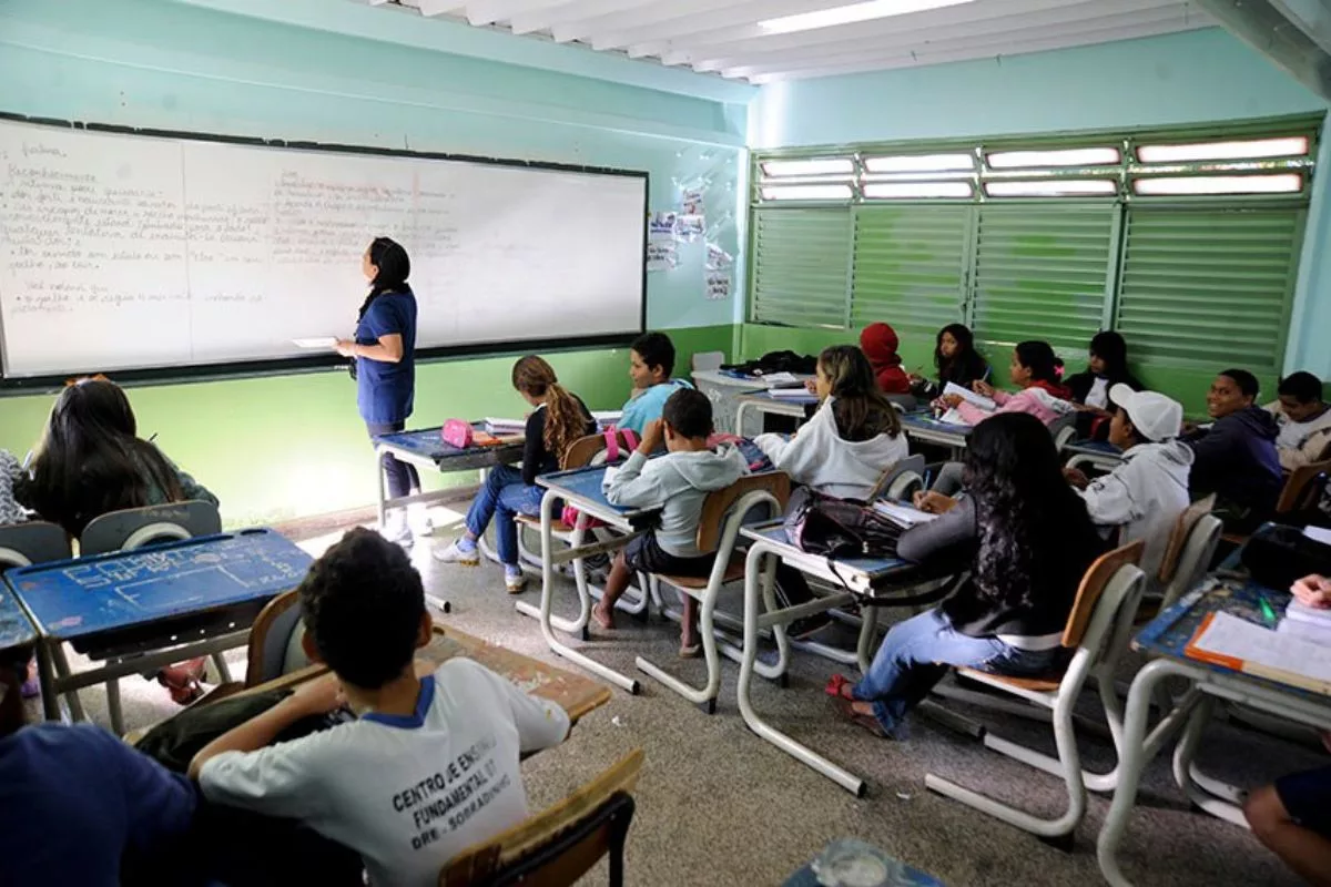 Professor é um agente fundamental na Educação básica