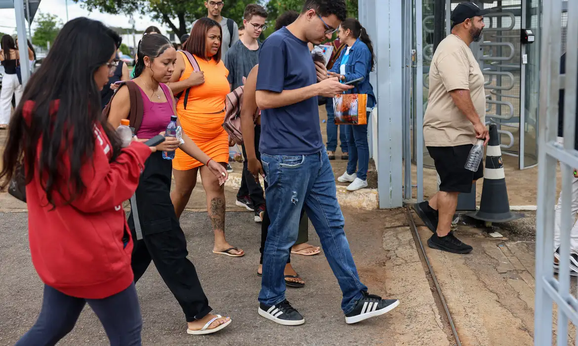 Dia de prova do Enem para estudantes de todo o Brasil