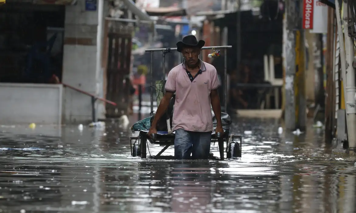 População sofre com as variações climáticas