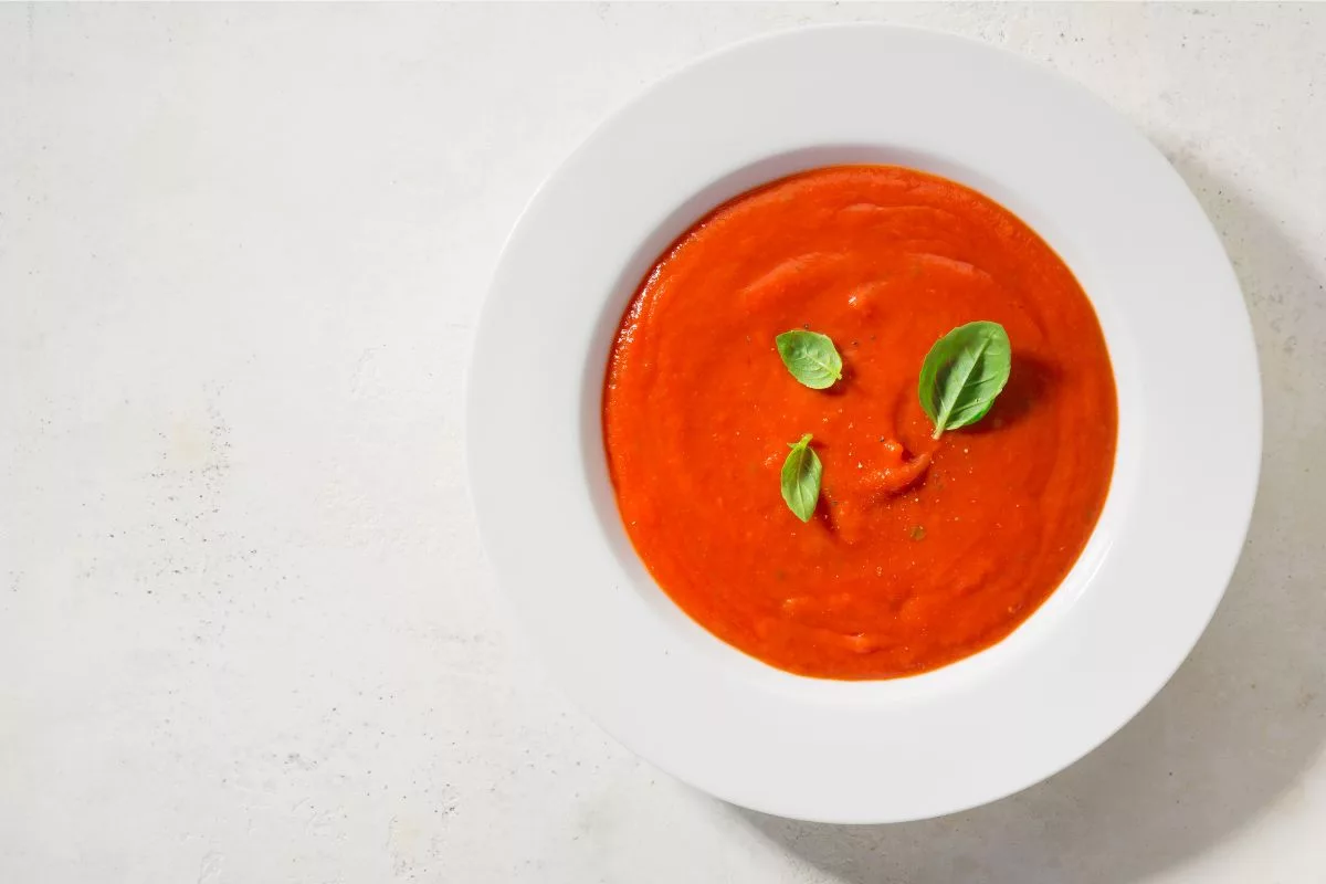 sopa fria de tomate