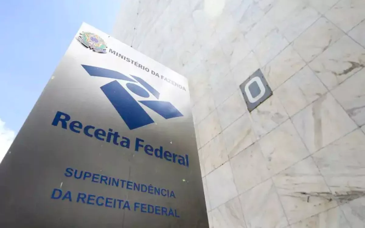 Receita Federal faz cruzamentos de cruzamento de dados para identificar inconsistências entre os valores movimentados e os rendimentos declarados