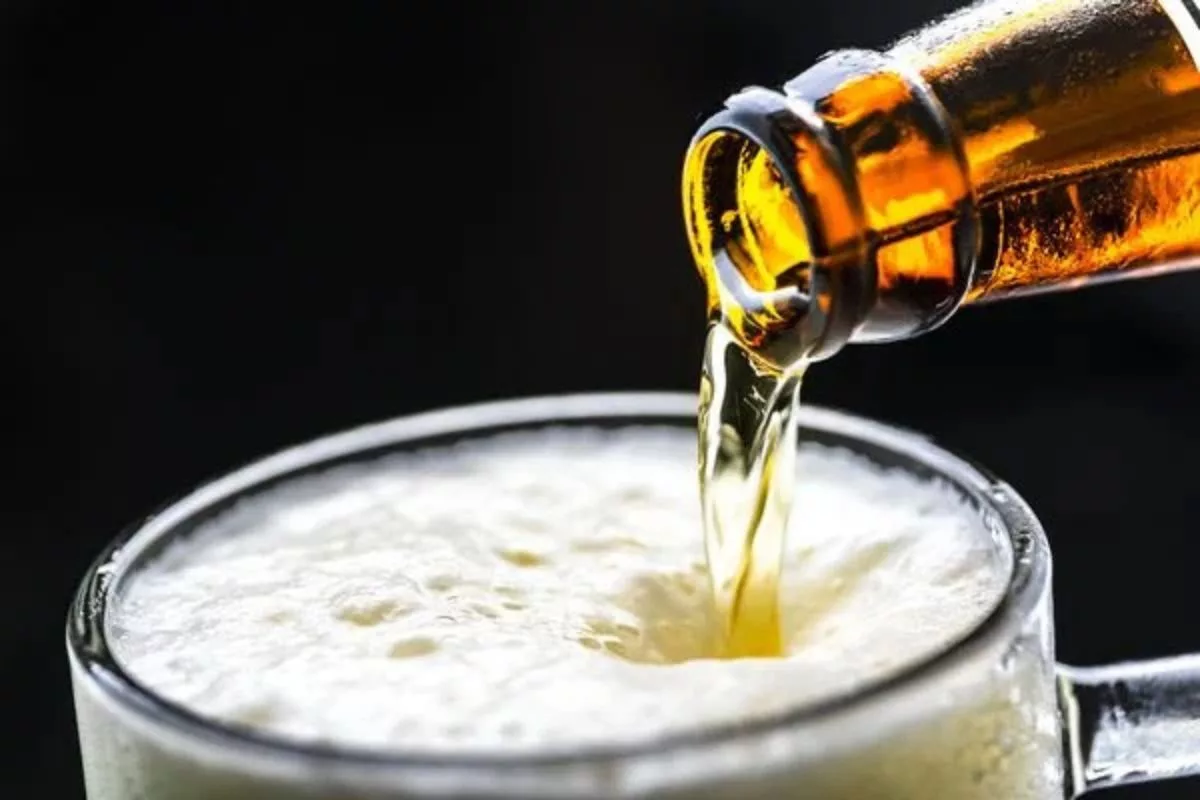 Não aceite bebida de pessoas desconhecidas