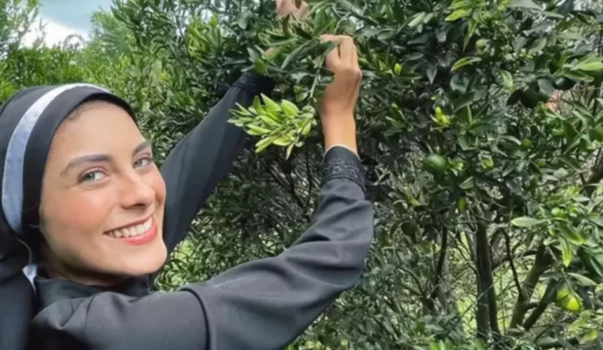 Freira Gata ganhou a internet após vídeo em que mostra sua beleza e simpatia viralizar | Foto: Reprodução