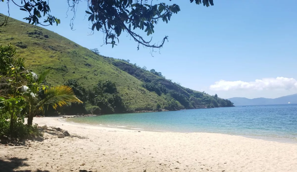 O local tem um barzinho com petiscos para os visitantes: mas só aceita pagamento em dinheiro