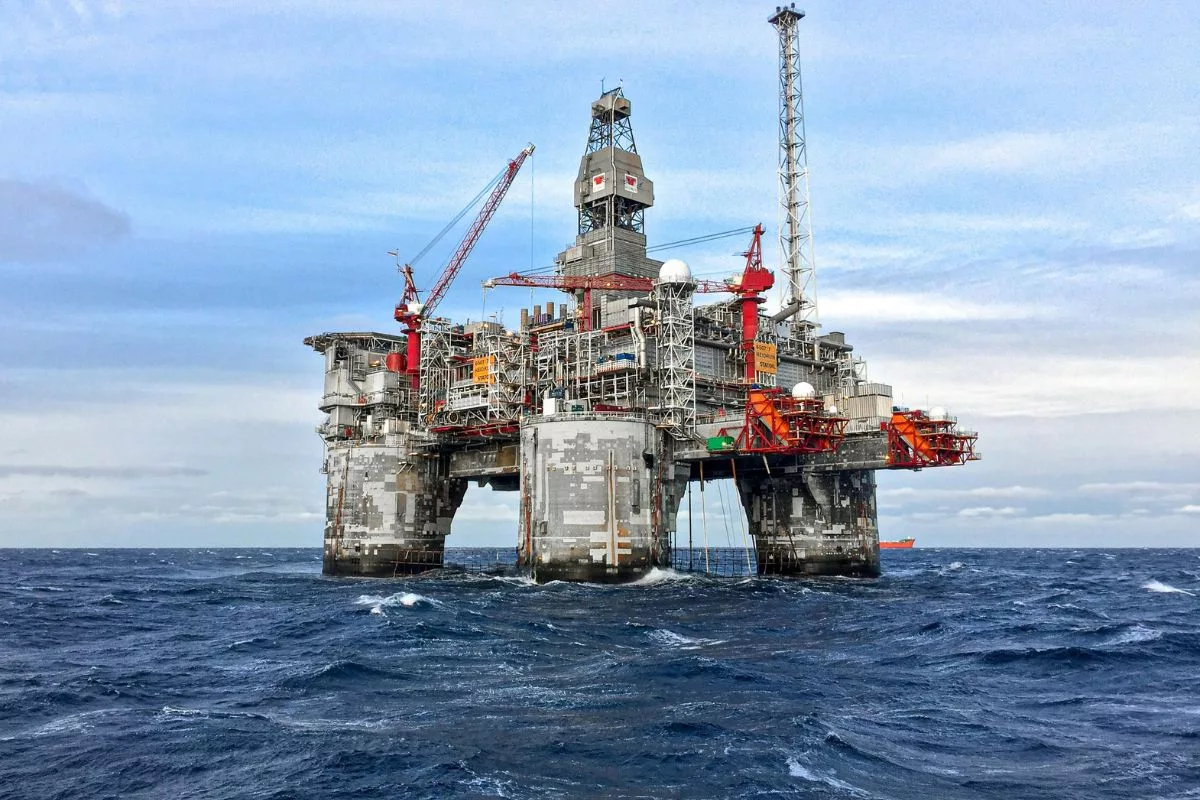 Segmento de petróleo e gás, fora do 'tarifaço' do Trump, representa mais de 60% das exportações do Rio para os EUA