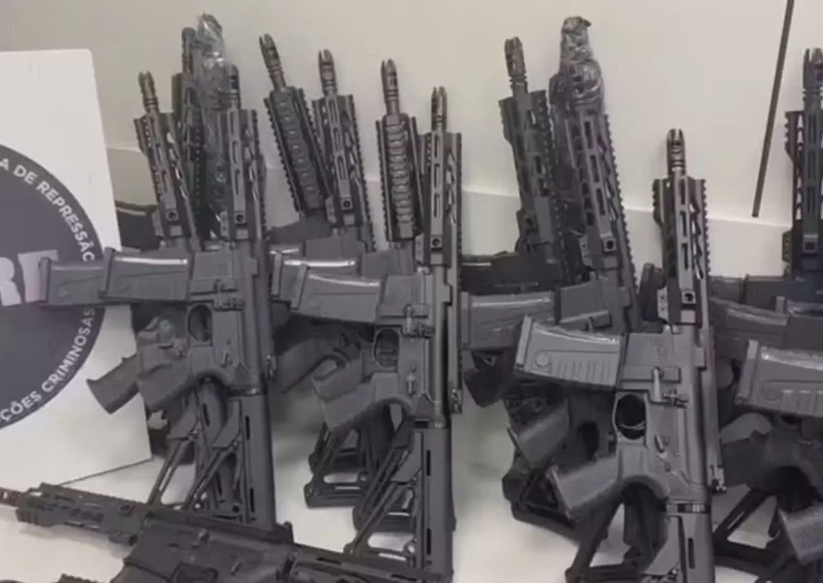 Fuzis apreendidos pela Polícia Federal na Operação Forja