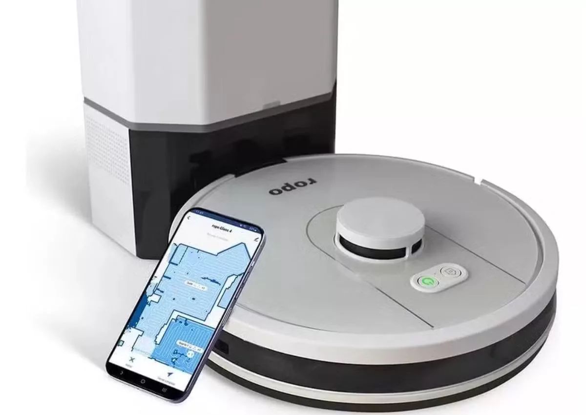 O Ropo Glass 4 Pro é um robô aspirador premium com estação de autolimpeza