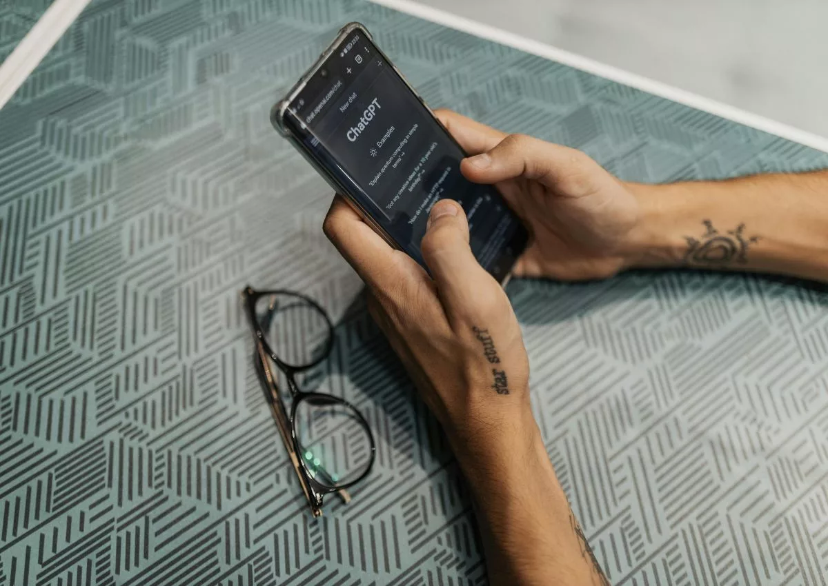 ChatGPT é utilizado para emails de cobranças