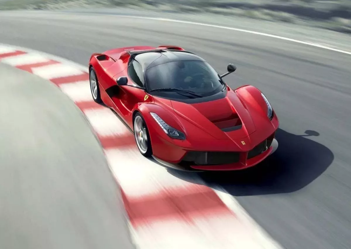 IPVA da Ferrari LaFerrari ultrapassa R$ 760 mil anuais