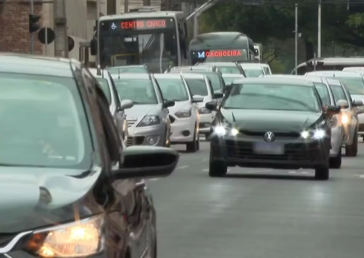 Frota de veículos no Paraná é 4,1 milhões